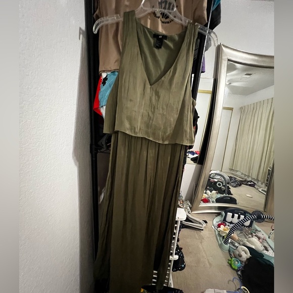 H&M Sage Green Dress - Picture 1 of 4